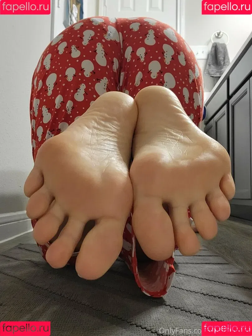 fitfeet.2021 / fitfeet46x Onlyfans Photo Gallery 