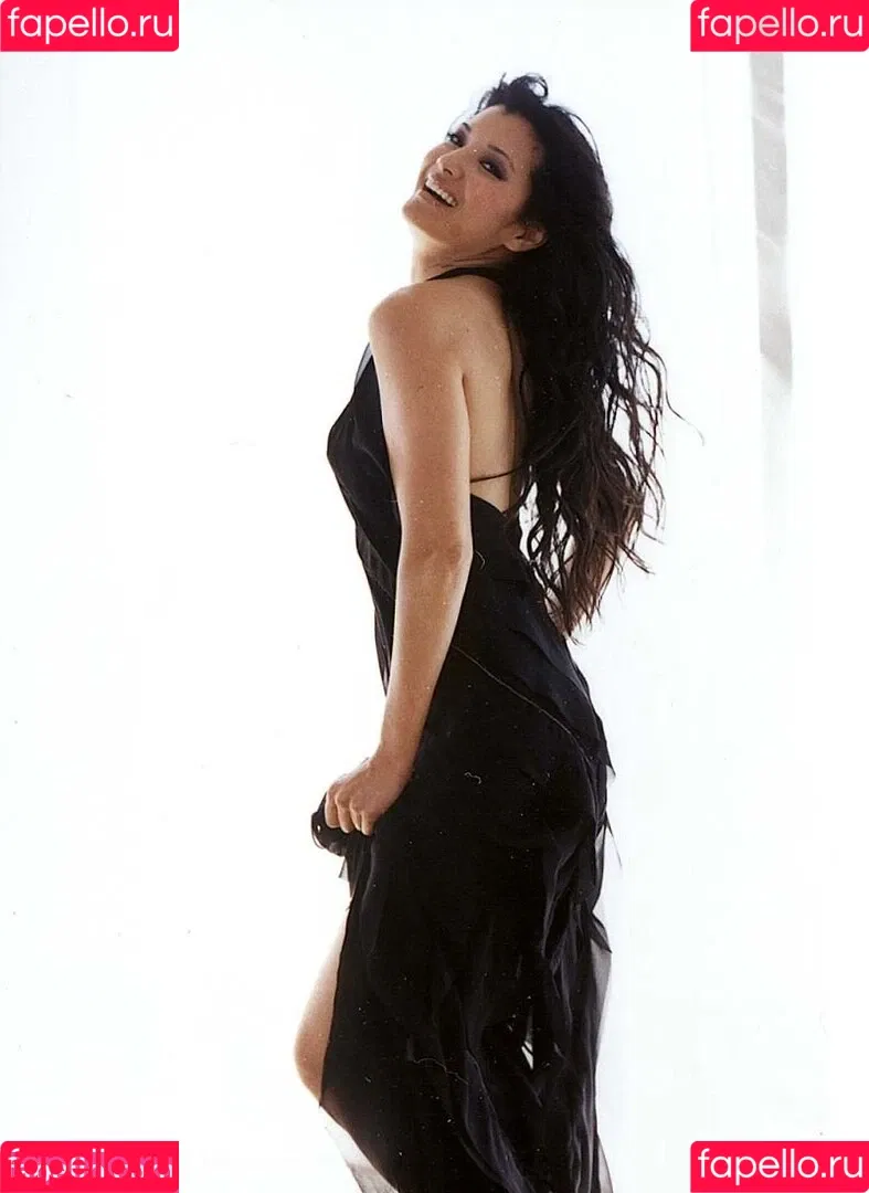 33edge / Kelly Hu / kellyhu Onlyfans Photo Gallery 