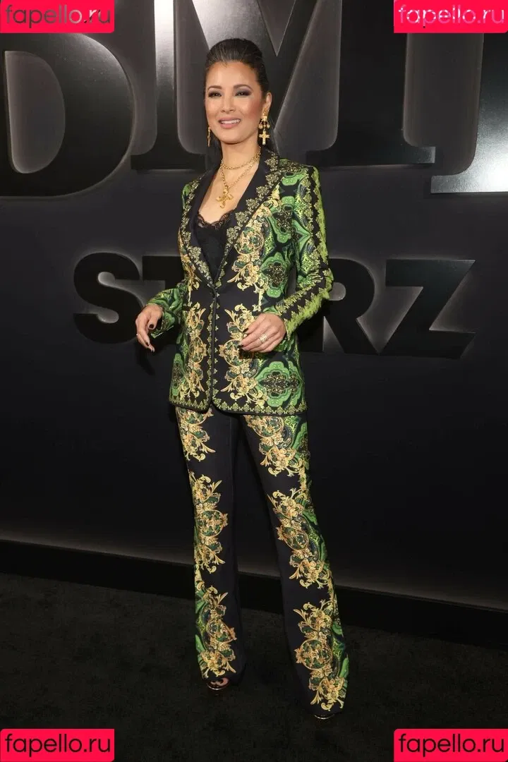 33edge / Kelly Hu / kellyhu Onlyfans Photo Gallery 