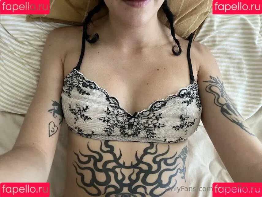 odd-gwenny / styledbygwenny Onlyfans Photo Gallery 