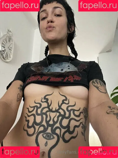 odd-gwenny / styledbygwenny Onlyfans Photo Gallery 