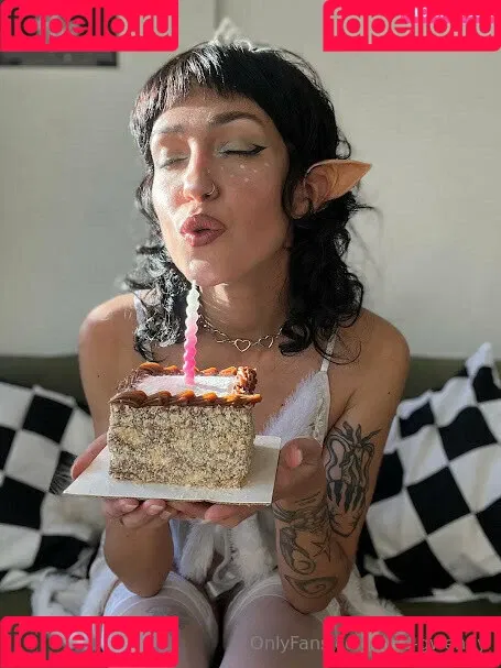 odd-gwenny / styledbygwenny Onlyfans Photo Gallery 