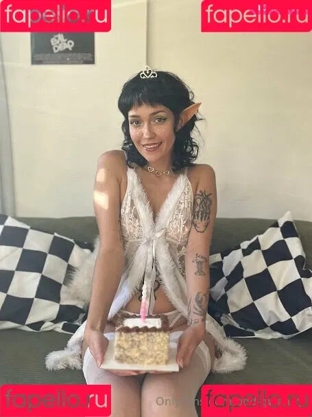 odd-gwenny / styledbygwenny Onlyfans Photo Gallery 