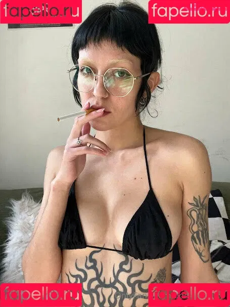 odd-gwenny / styledbygwenny Onlyfans Photo Gallery 