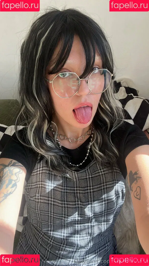 odd-gwenny / styledbygwenny Onlyfans Photo Gallery 