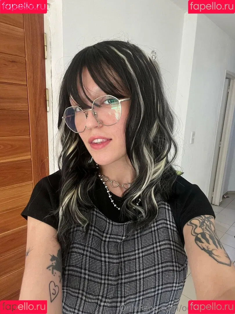 odd-gwenny / styledbygwenny Onlyfans Photo Gallery 