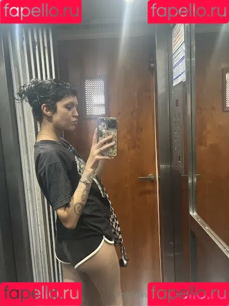 odd-gwenny / styledbygwenny Onlyfans Photo Gallery 