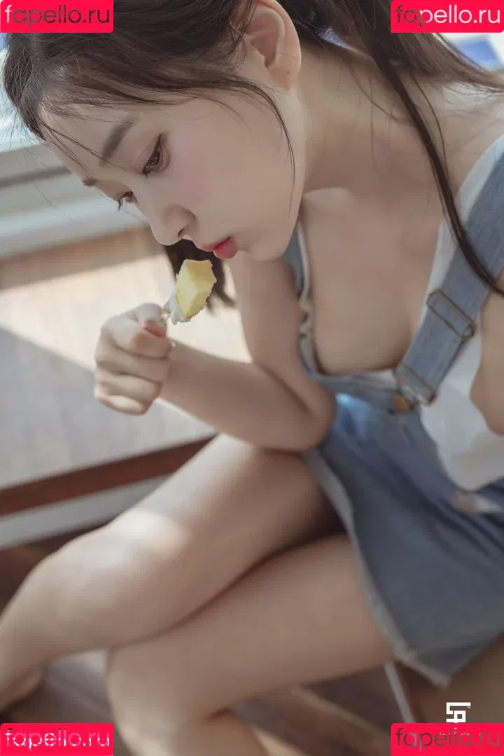 Shin Jae Eun / Zenny / love_zennyrt / zennyrt / 신재은 Onlyfans Photo Gallery 