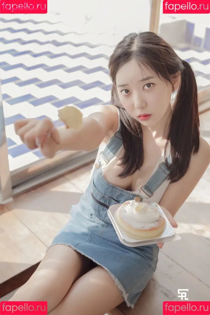 Shin Jae Eun / Zenny / love_zennyrt / zennyrt / 신재은 Onlyfans Photo Gallery 