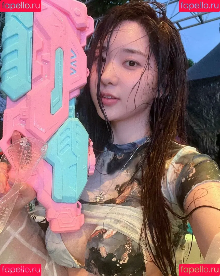 Shin Jae Eun / Zenny / love_zennyrt / zennyrt / 신재은 Onlyfans Photo Gallery 