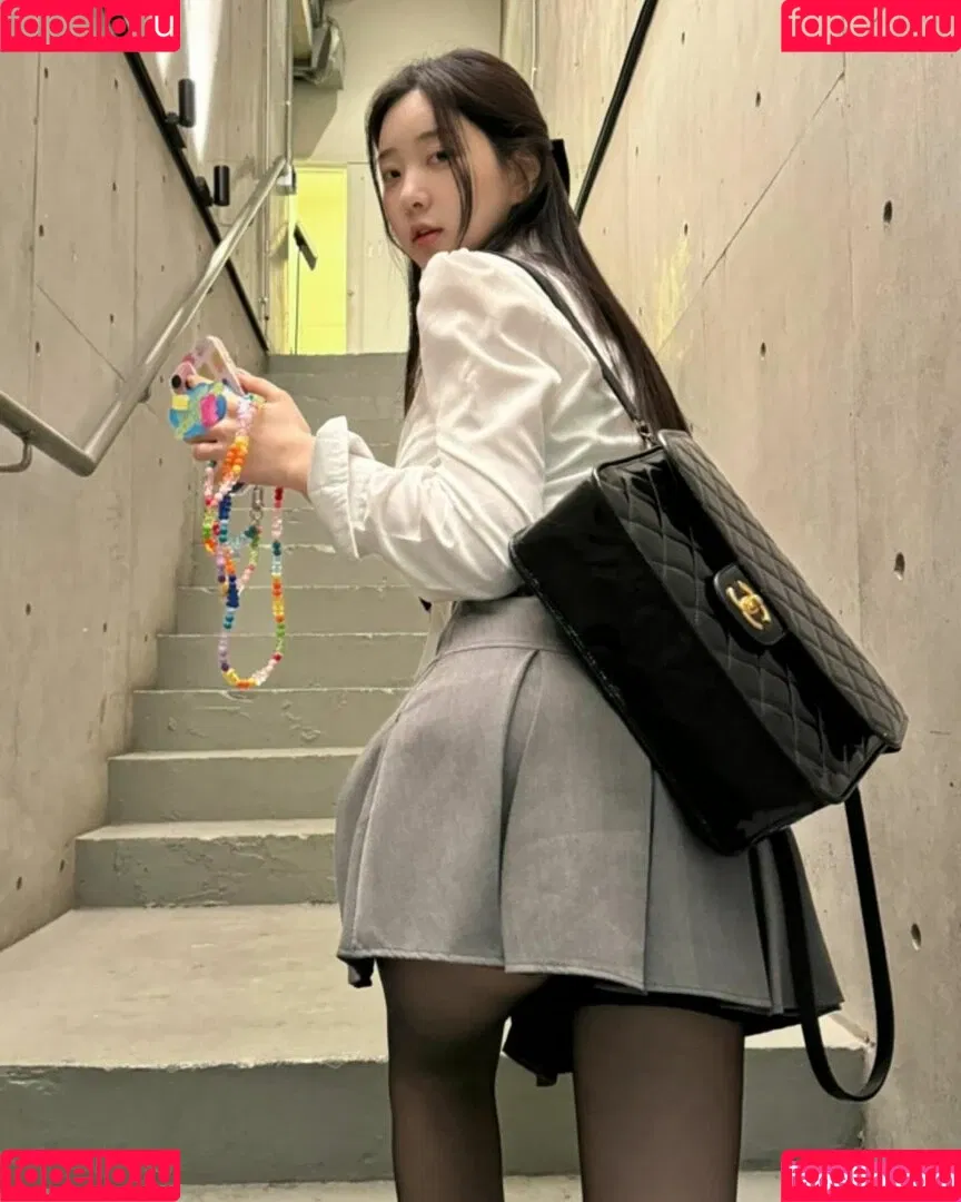 Shin Jae Eun / Zenny / love_zennyrt / zennyrt / 신재은 Onlyfans Photo Gallery 