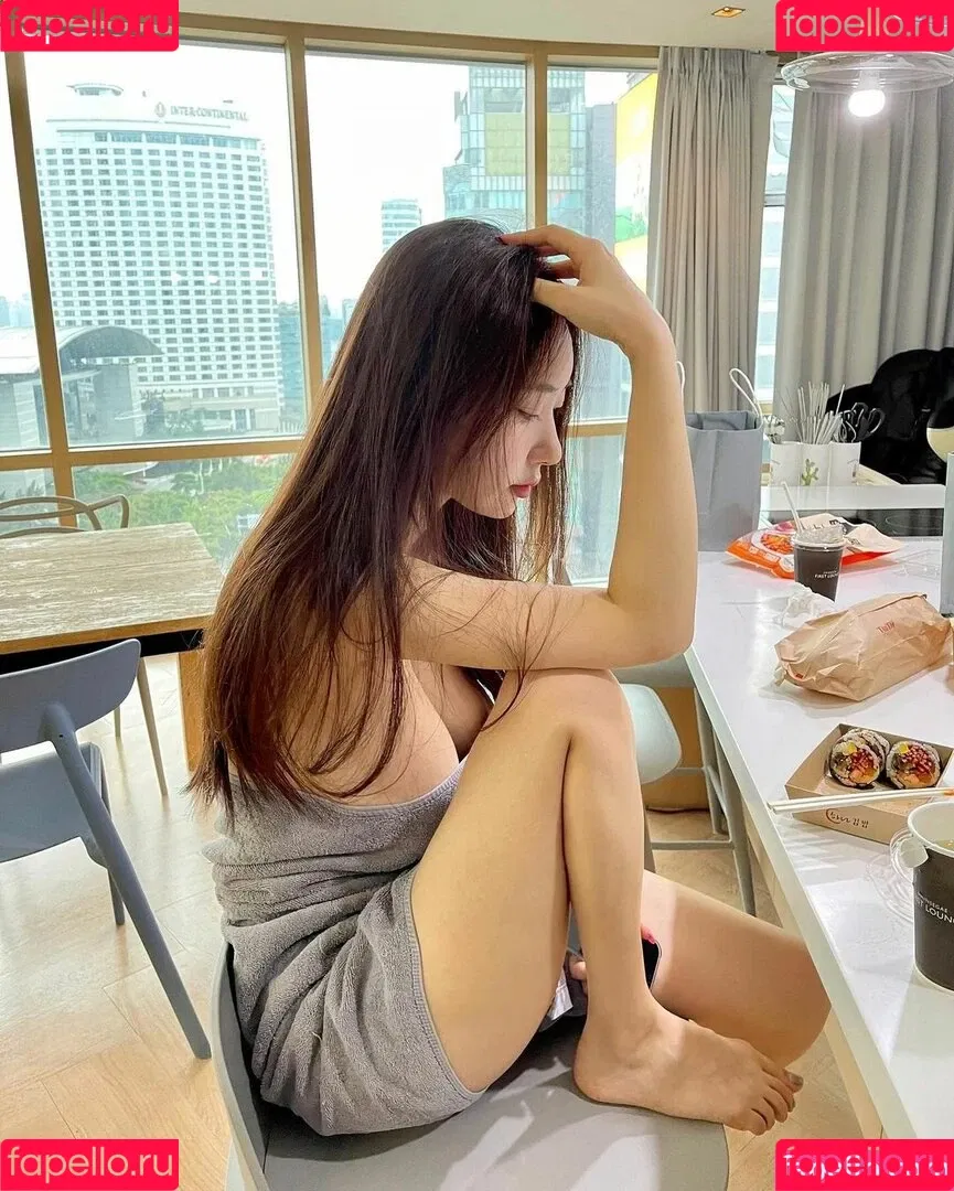 Shin Jae Eun / Zenny / love_zennyrt / zennyrt / 신재은 Onlyfans Photo Gallery 