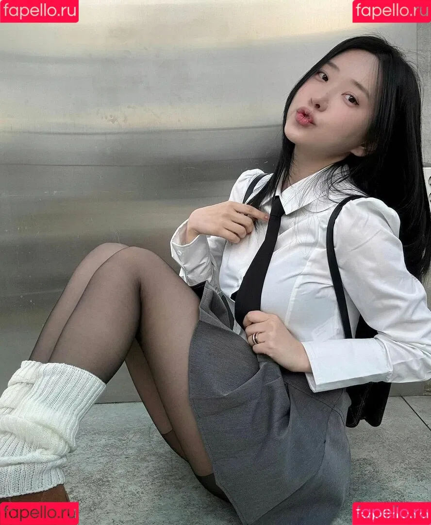 Shin Jae Eun / Zenny / love_zennyrt / zennyrt / 신재은 Onlyfans Photo Gallery 