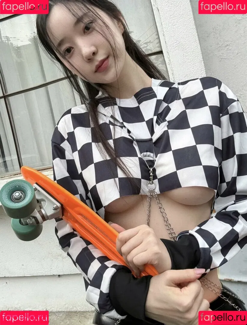 Shin Jae Eun / Zenny / love_zennyrt / zennyrt / 신재은 Onlyfans Photo Gallery 