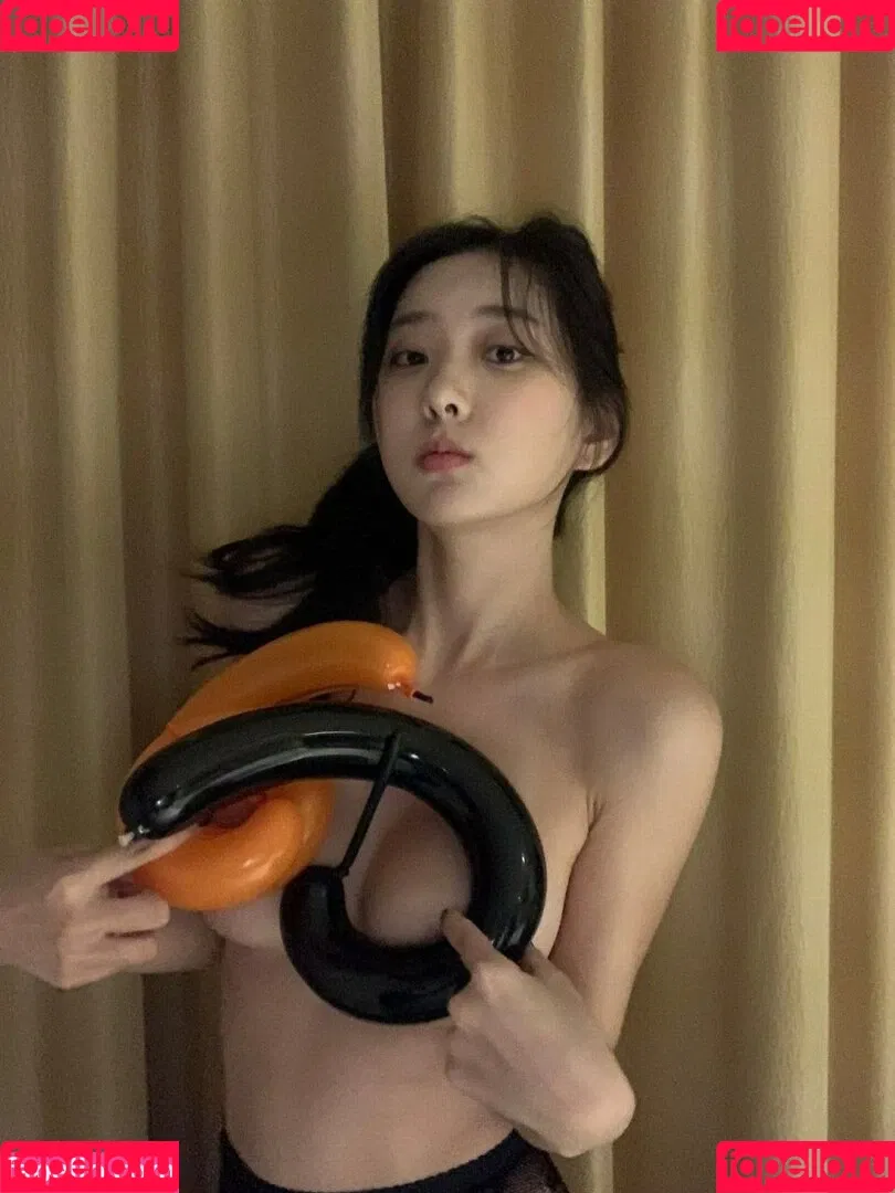 Shin Jae Eun / Zenny / love_zennyrt / zennyrt / 신재은 Onlyfans Photo Gallery 