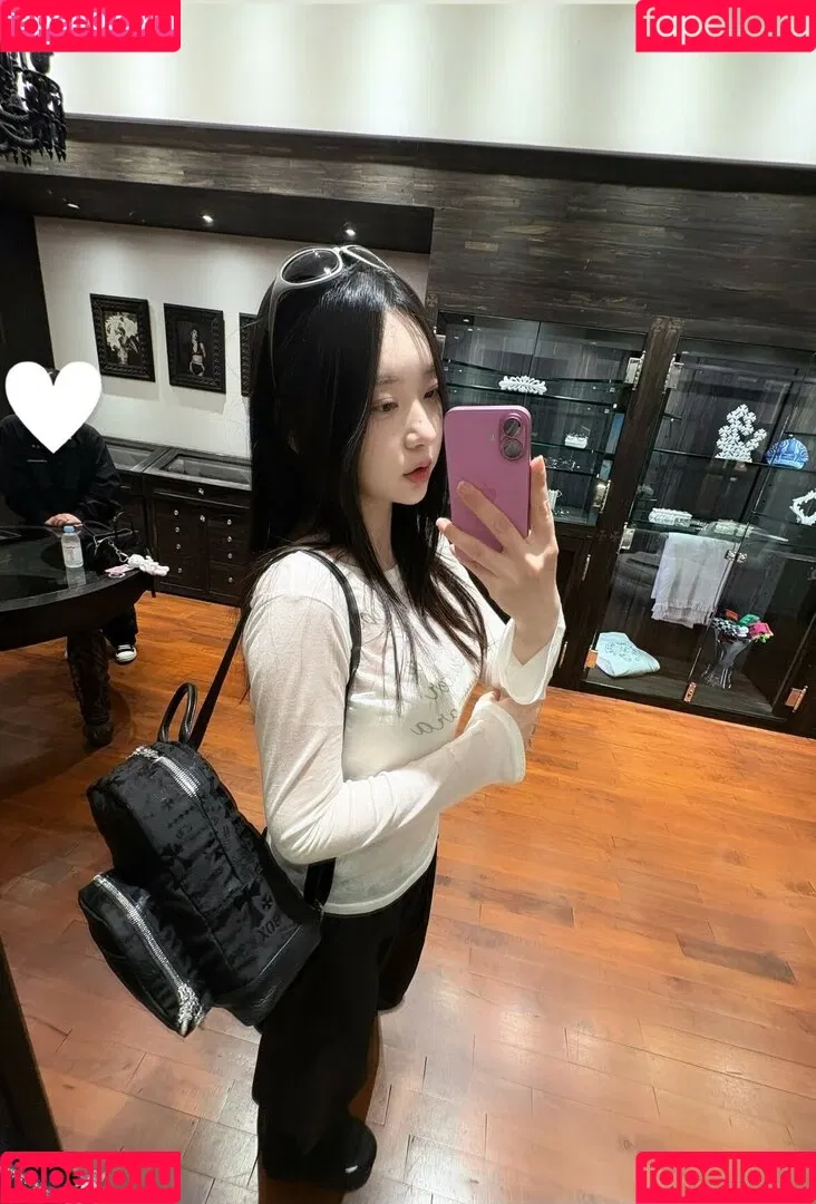 Shin Jae Eun / Zenny / love_zennyrt / zennyrt / 신재은 Onlyfans Photo Gallery 