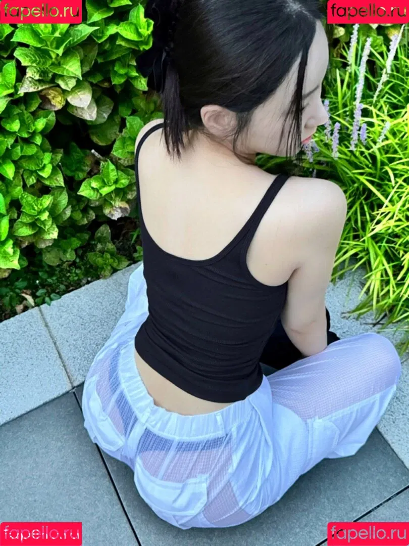 Shin Jae Eun / Zenny / love_zennyrt / zennyrt / 신재은 Onlyfans Photo Gallery 