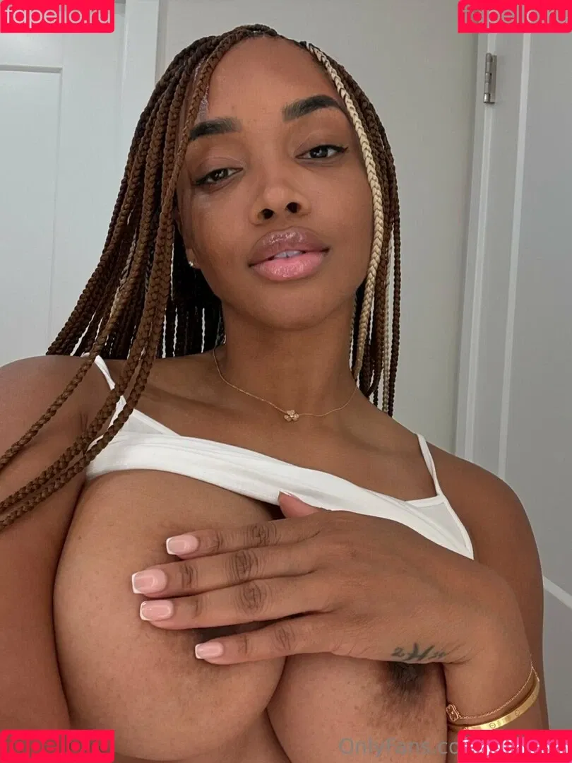 veniceg / veniceg__ Onlyfans Photo Gallery 