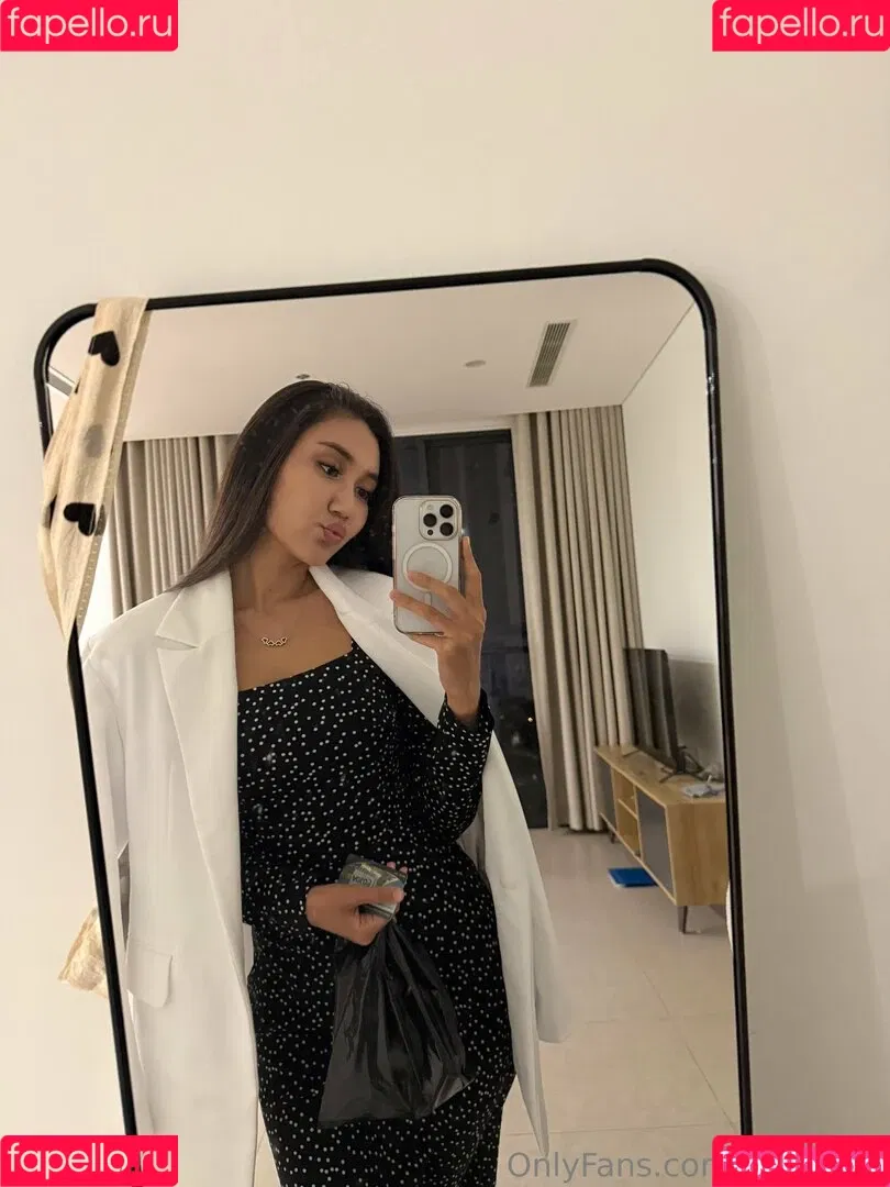 MiaJeen / Mia_Jeen / mia.jeen Onlyfans Photo Gallery 