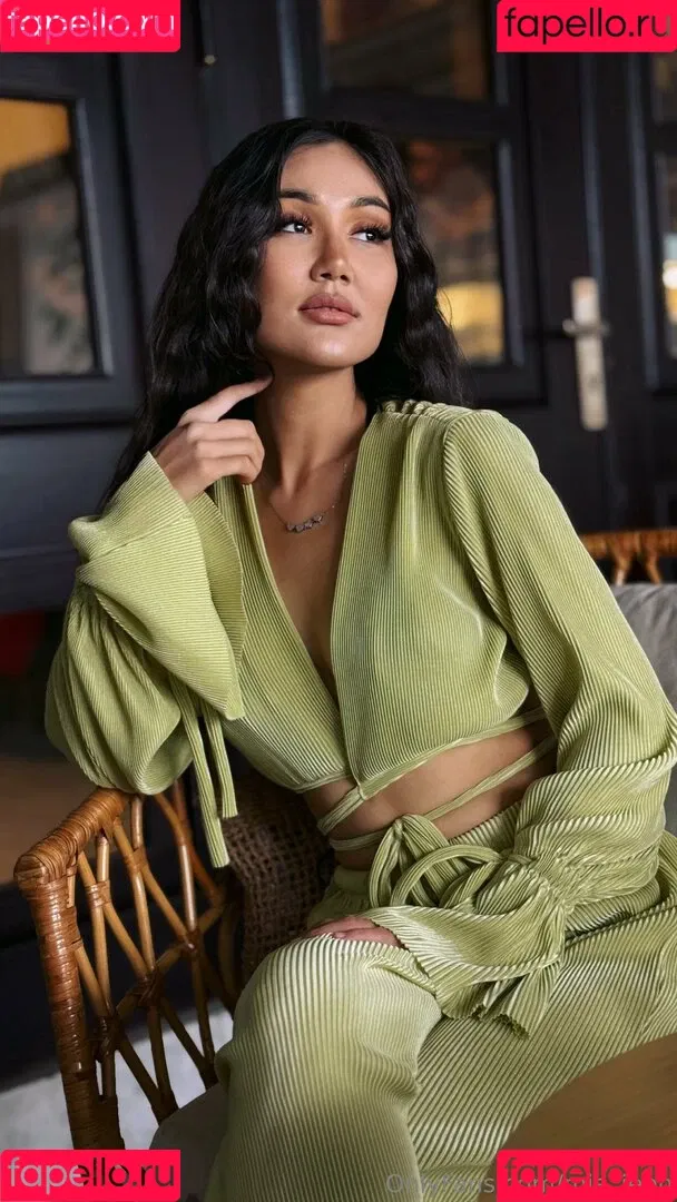 MiaJeen / Mia_Jeen / mia.jeen Onlyfans Photo Gallery 