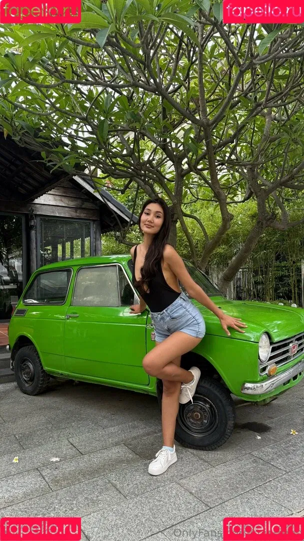 MiaJeen / Mia_Jeen / mia.jeen Onlyfans Photo Gallery 