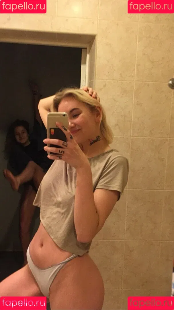 Alice_waterfall / marcelinesi / marcelinespage / xtbshh Onlyfans Photo Gallery 