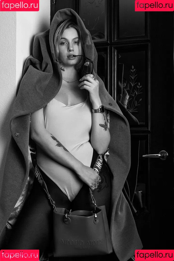 Alice_waterfall / marcelinesi / marcelinespage / xtbshh Onlyfans Photo Gallery 