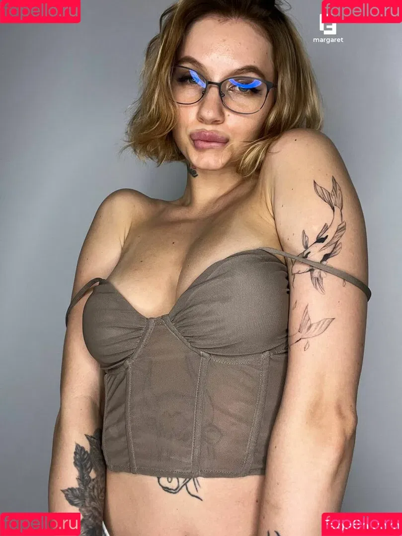 Alice_waterfall / marcelinesi / marcelinespage / xtbshh Onlyfans Photo Gallery 