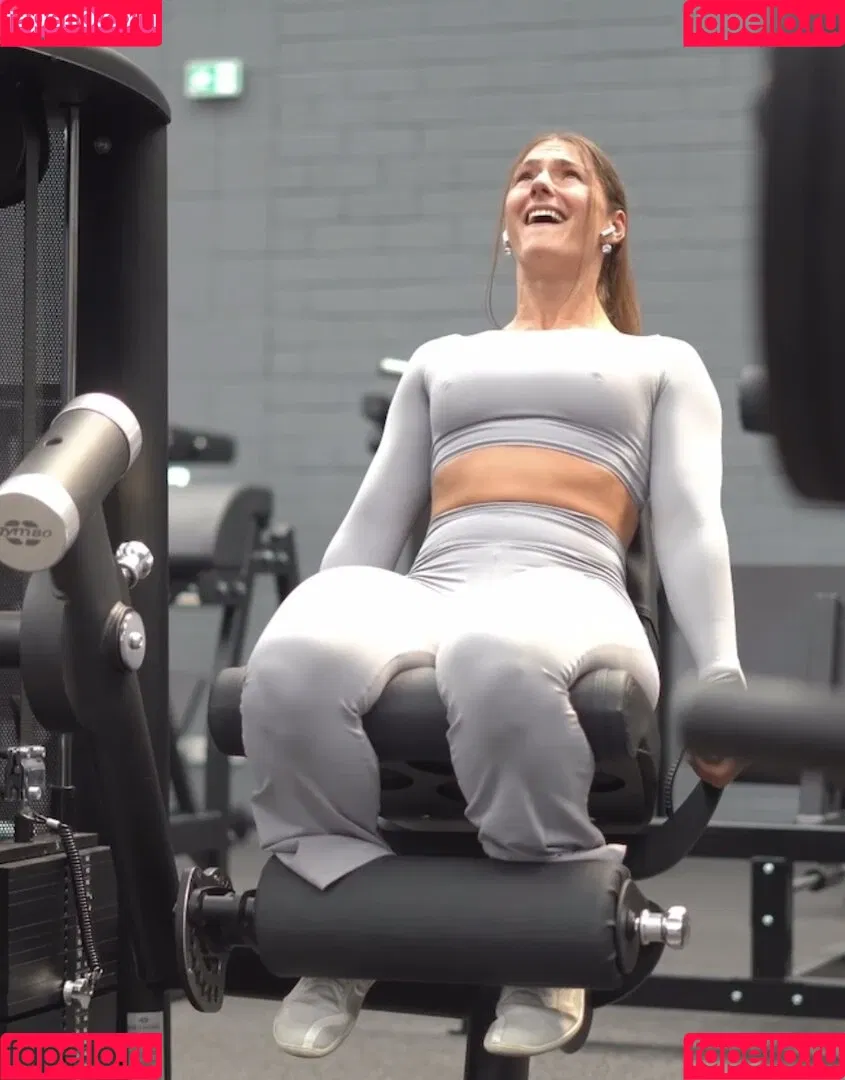 Leonie Kommoss / leonie.kommoss / leoniekommoss Onlyfans Photo Gallery 