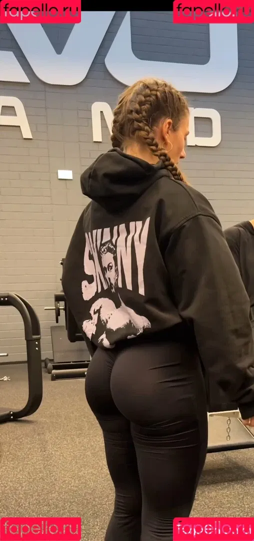 Leonie Kommoss / leonie.kommoss / leoniekommoss Onlyfans Photo Gallery 