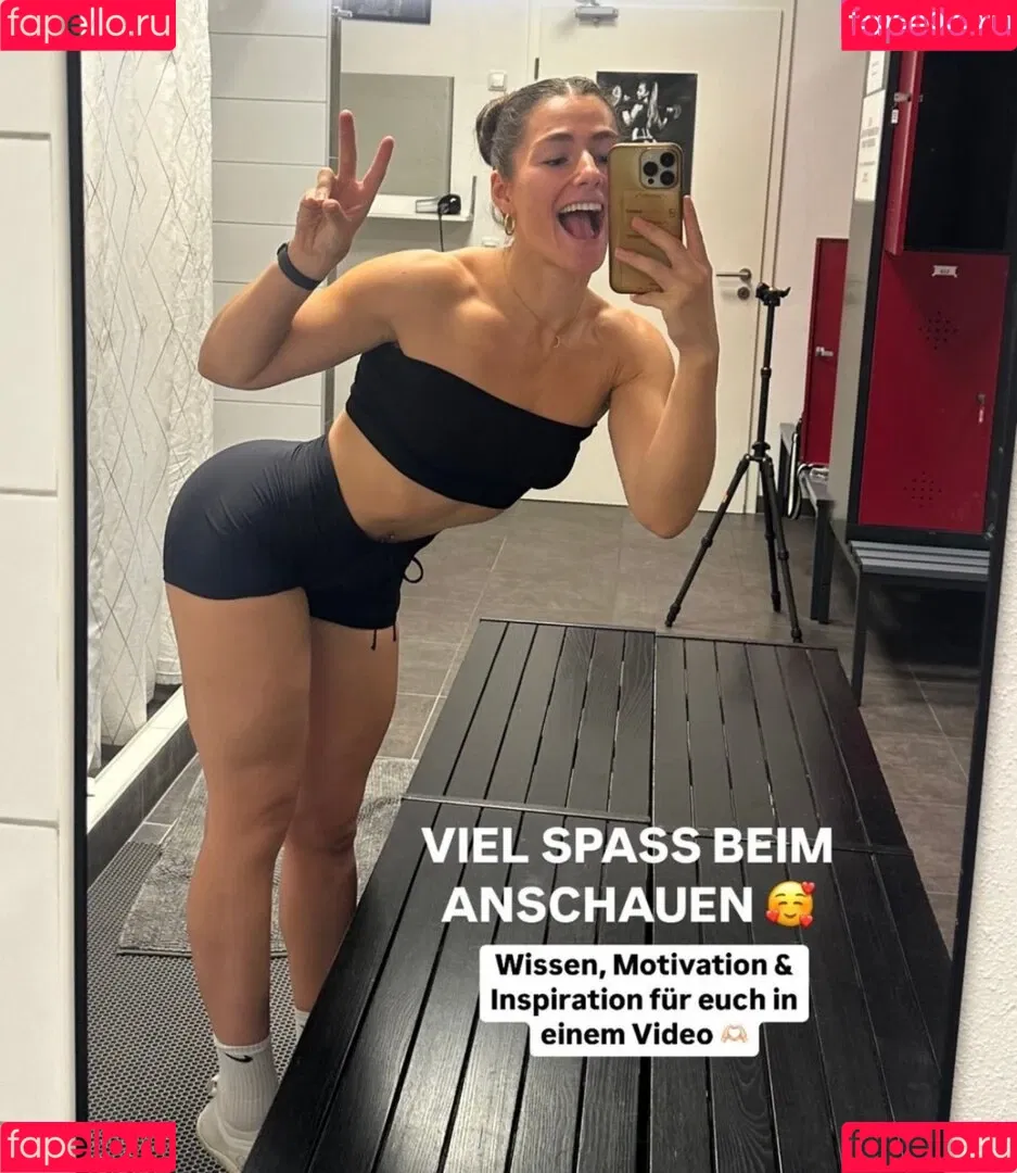 Leonie Kommoss / leonie.kommoss / leoniekommoss Onlyfans Photo Gallery 