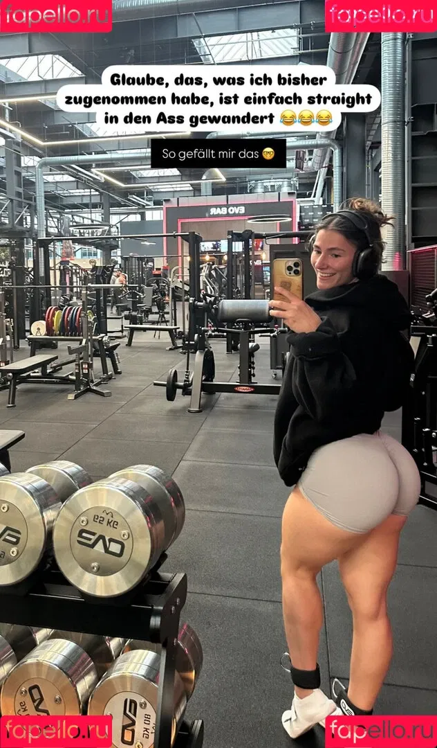 Leonie Kommoss / leonie.kommoss / leoniekommoss Onlyfans Photo Gallery 