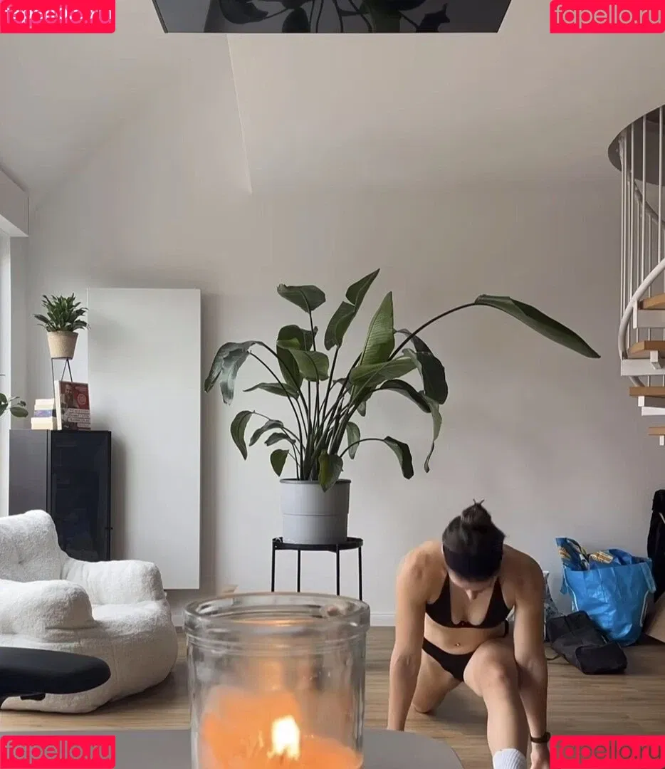 Leonie Kommoss / leonie.kommoss / leoniekommoss Onlyfans Photo Gallery 