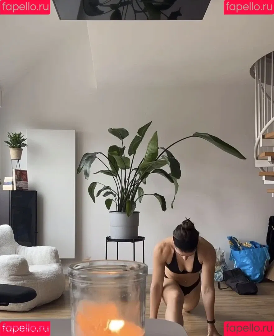 Leonie Kommoss / leonie.kommoss / leoniekommoss Onlyfans Photo Gallery 