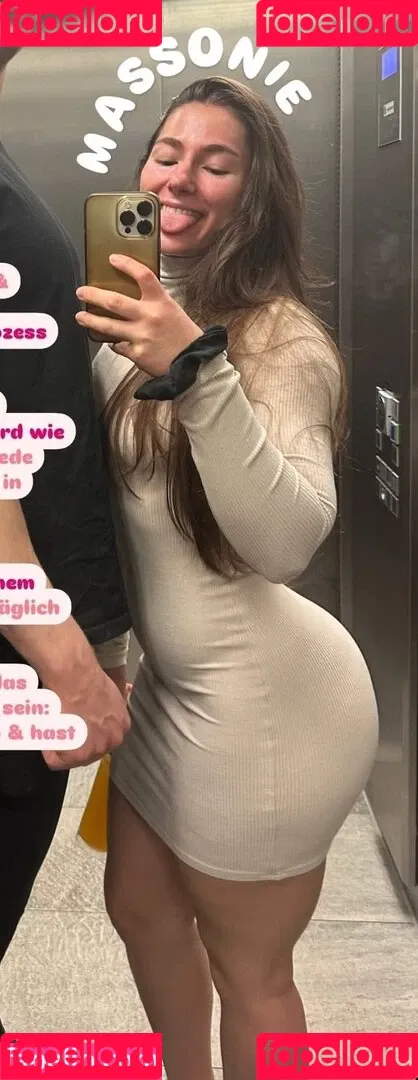 Leonie Kommoss / leonie.kommoss / leoniekommoss Onlyfans Photo Gallery 