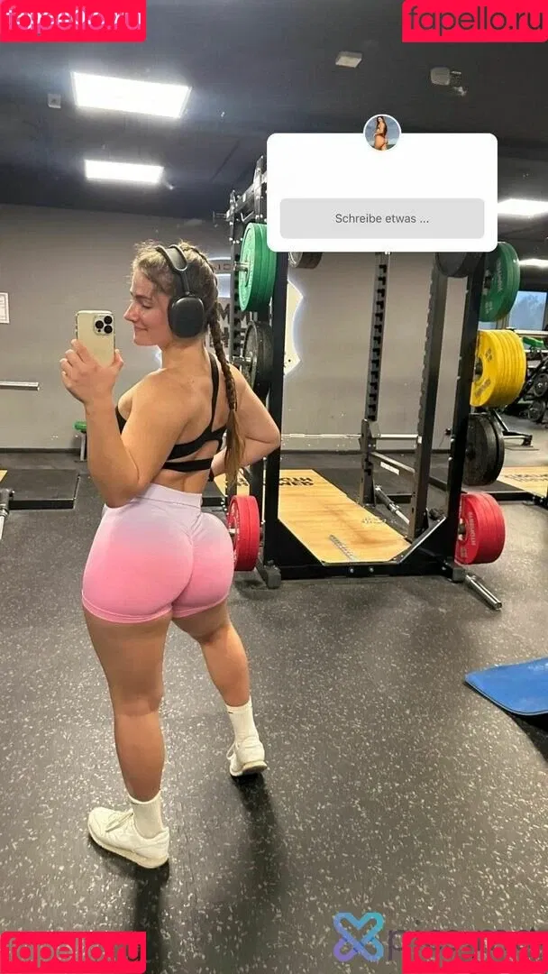 Leonie Kommoss / leonie.kommoss / leoniekommoss Onlyfans Photo Gallery 