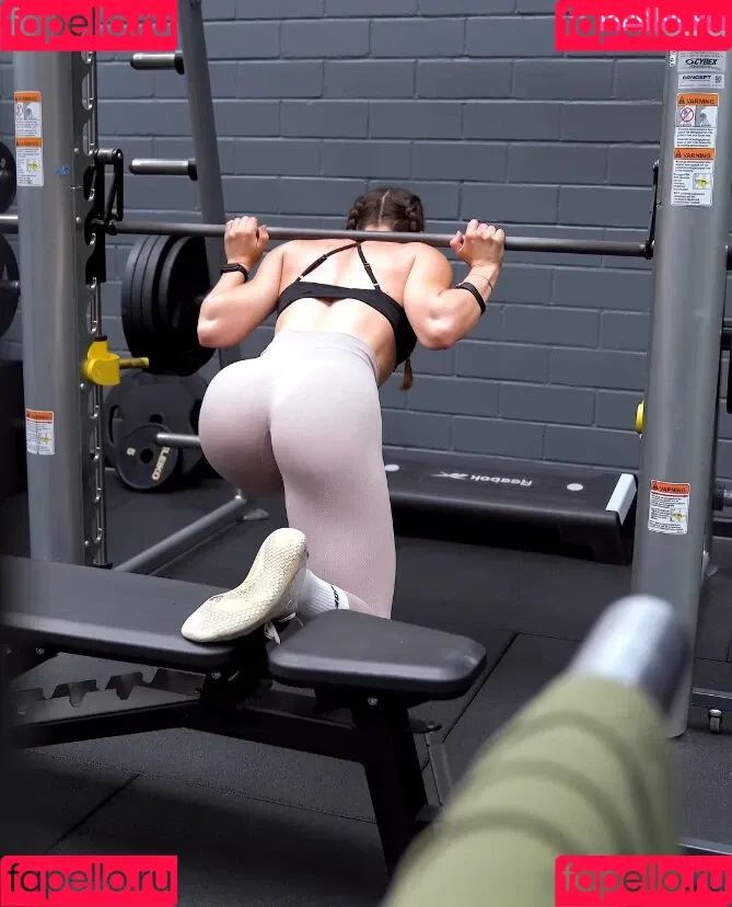 Leonie Kommoss / leonie.kommoss / leoniekommoss Onlyfans Photo Gallery 