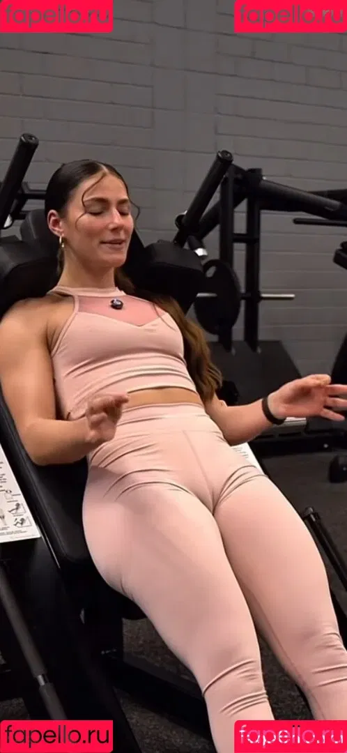 Leonie Kommoss / leonie.kommoss / leoniekommoss Onlyfans Photo Gallery 