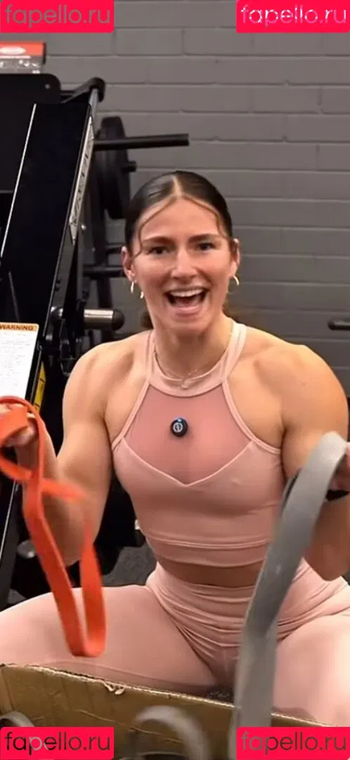 Leonie Kommoss / leonie.kommoss / leoniekommoss Onlyfans Photo Gallery 