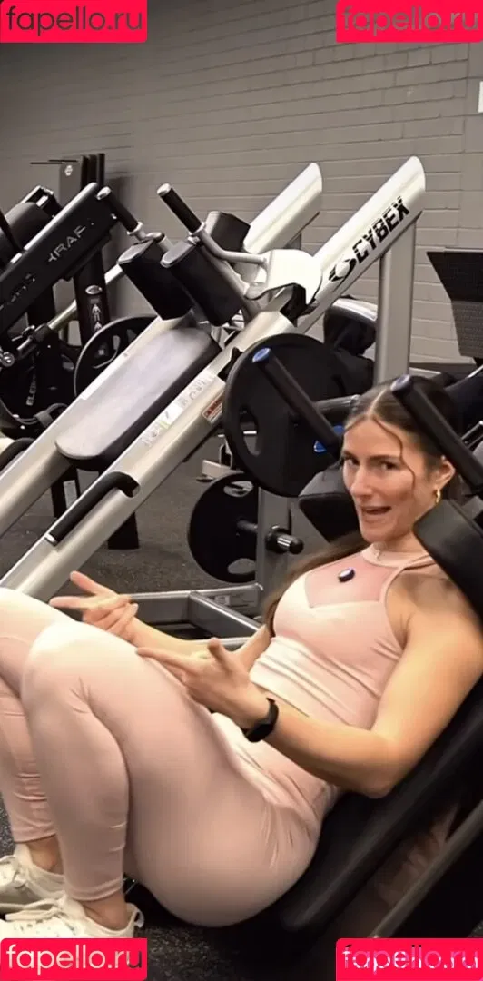 Leonie Kommoss / leonie.kommoss / leoniekommoss Onlyfans Photo Gallery 