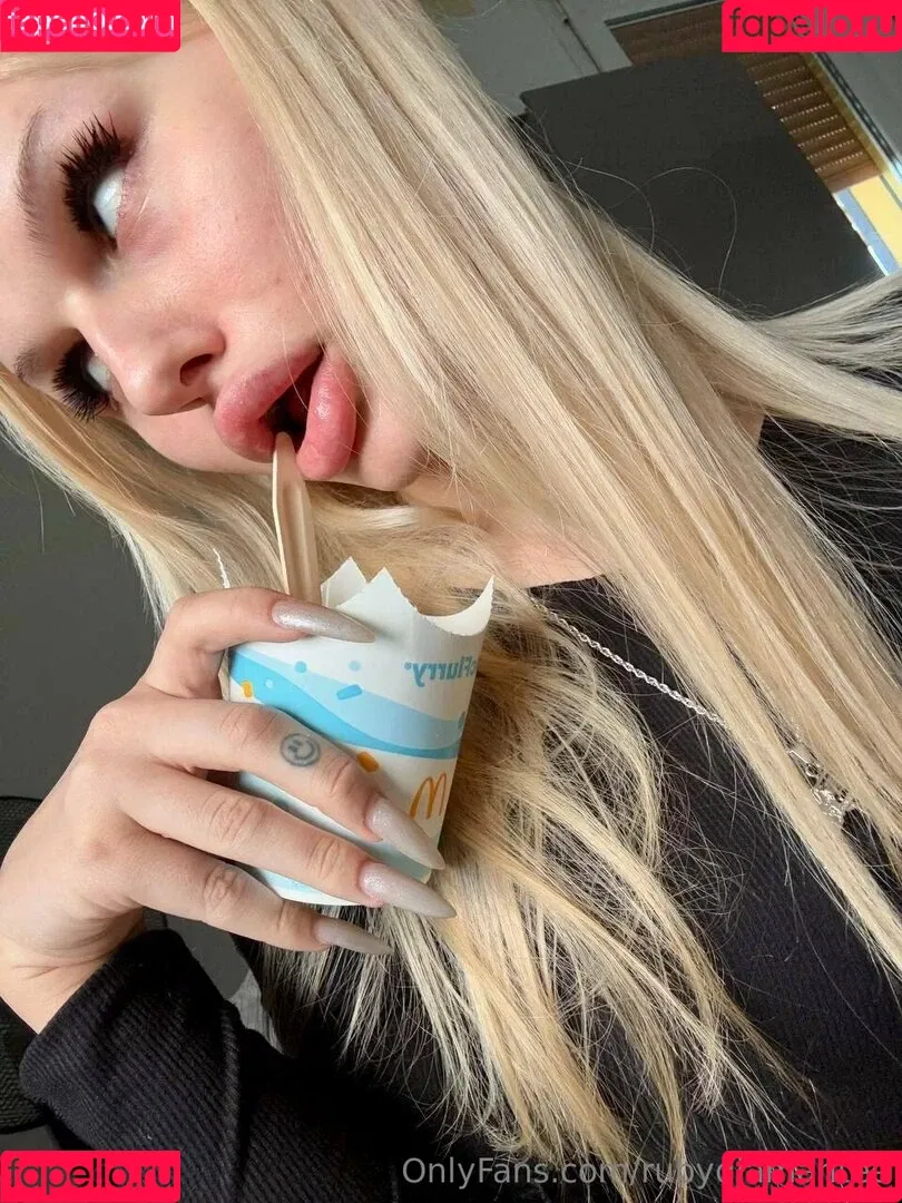 rubydiamantee / rubydiamanttee Onlyfans Photo Gallery 