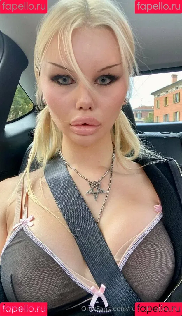 rubydiamantee / rubydiamanttee Onlyfans Photo Gallery 