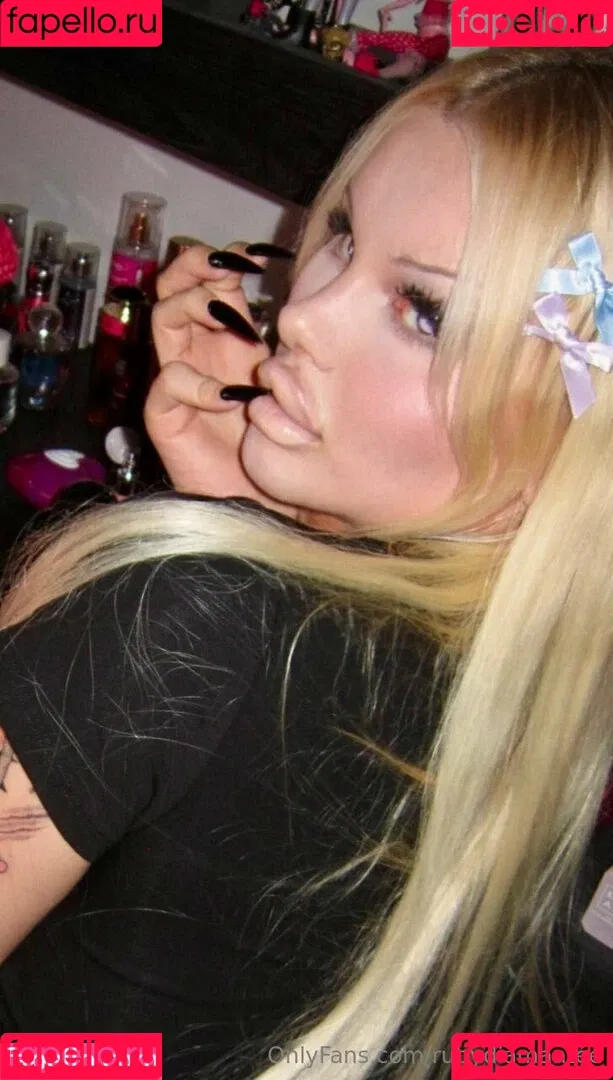 rubydiamantee / rubydiamanttee Onlyfans Photo Gallery 