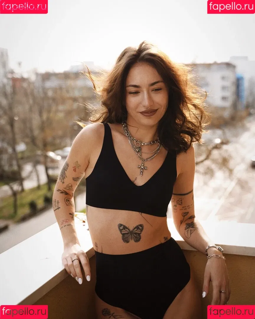 Beth.sal / Betka Saloňová / bethastley Onlyfans Photo Gallery 