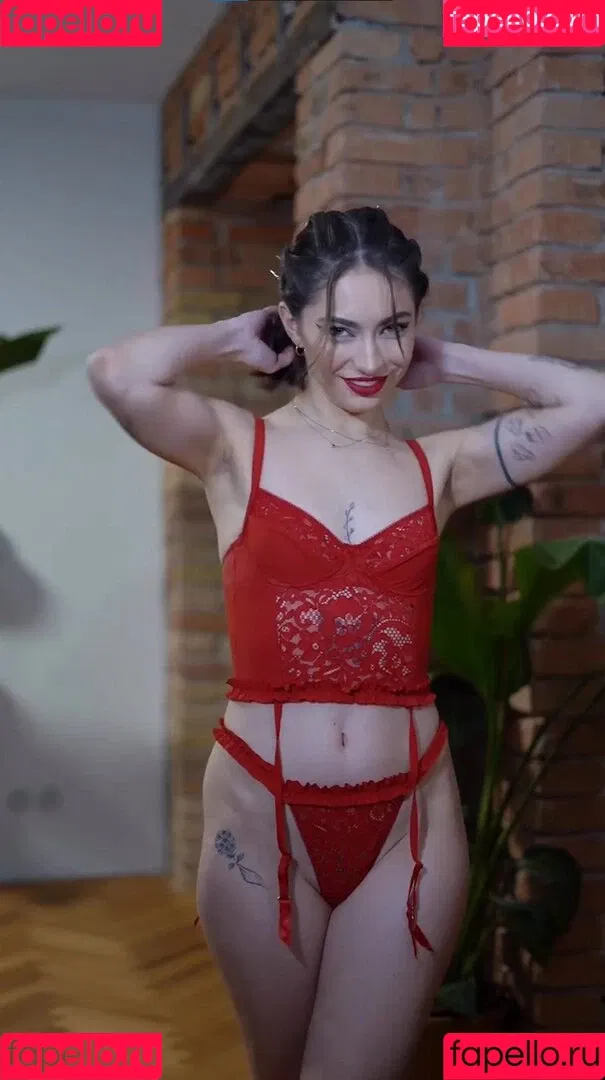 Beth.sal / Betka Saloňová / bethastley Onlyfans Photo Gallery 