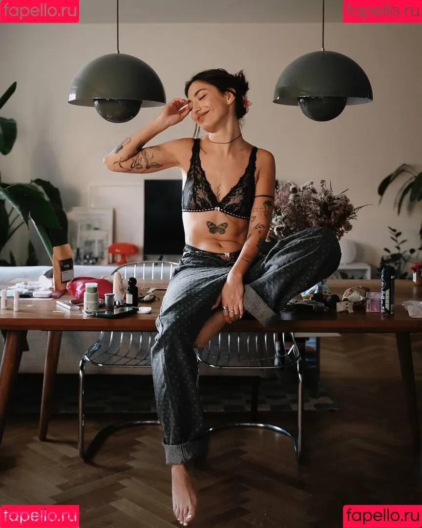 Beth.sal / Betka Saloňová / bethastley Onlyfans Photo Gallery 