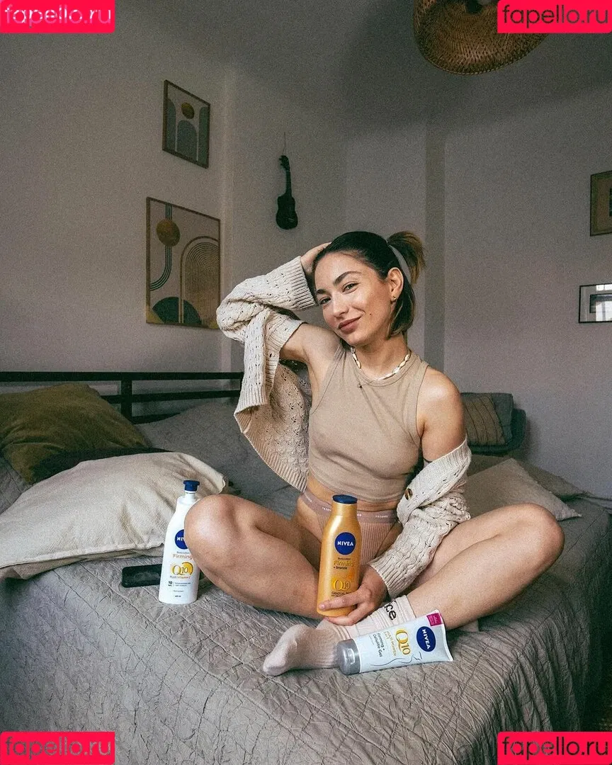 Beth.sal / Betka Saloňová / bethastley Onlyfans Photo Gallery 