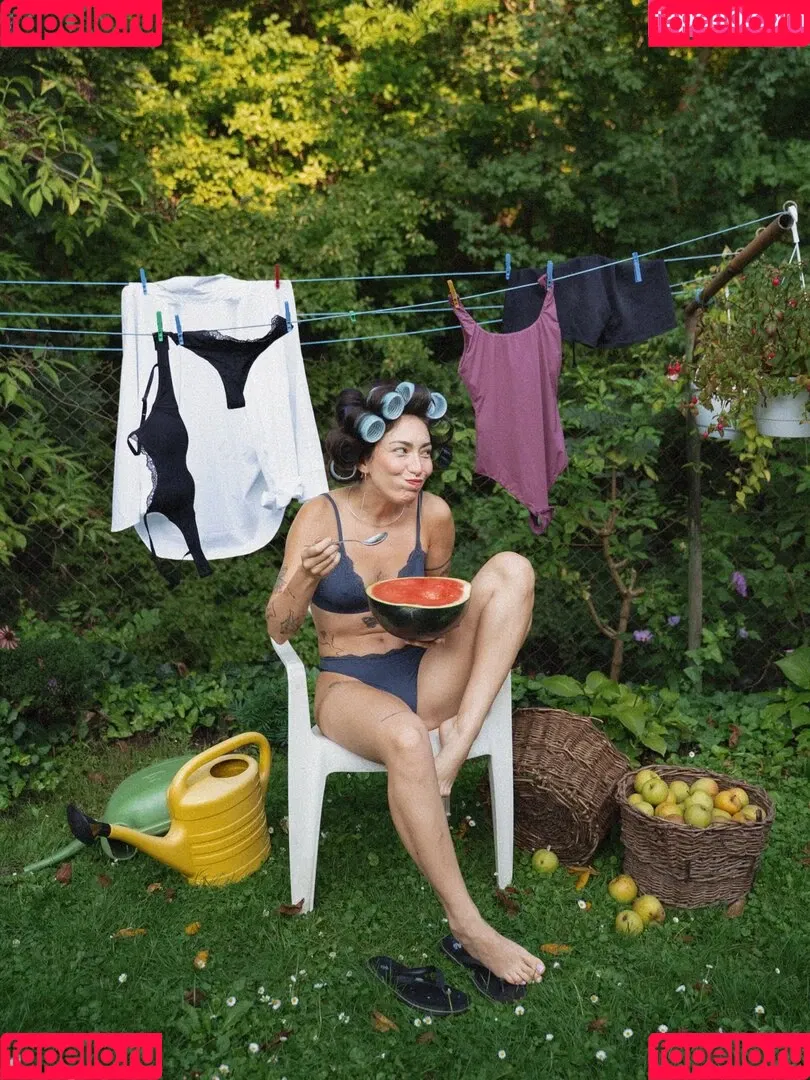 Beth.sal / Betka Saloňová / bethastley Onlyfans Photo Gallery 