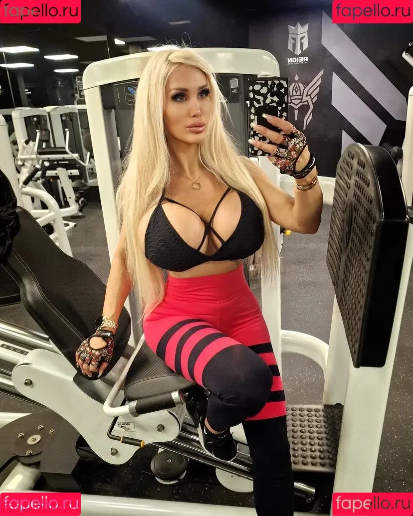 Kristhin Gomez / kristhin_g / kristhinx Onlyfans Photo Gallery 