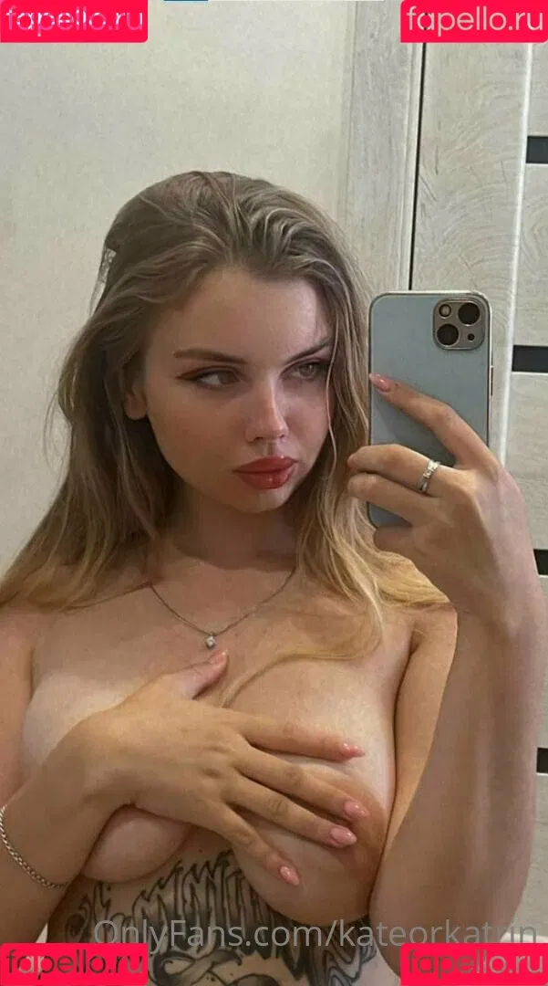 Kitsune / Kitsunekk / Lustful_modest / kateorkatrin / kkkkkkatrin Onlyfans Photo Gallery 